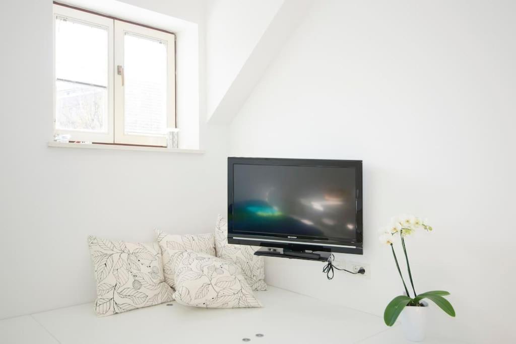 The Cute, Sunny Apartment In The Center +P Ljubljana Exterior foto